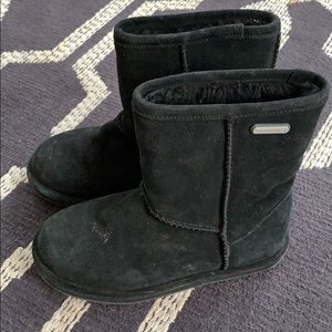Emu boots
